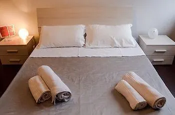 Hotel Brothers And Sisters Bed And Breakfast Rome