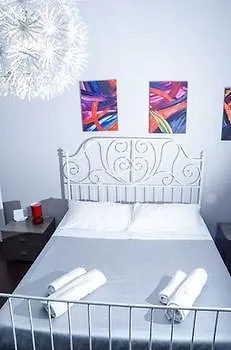 Hotel Brothers And Sisters Bed And Breakfast Rome